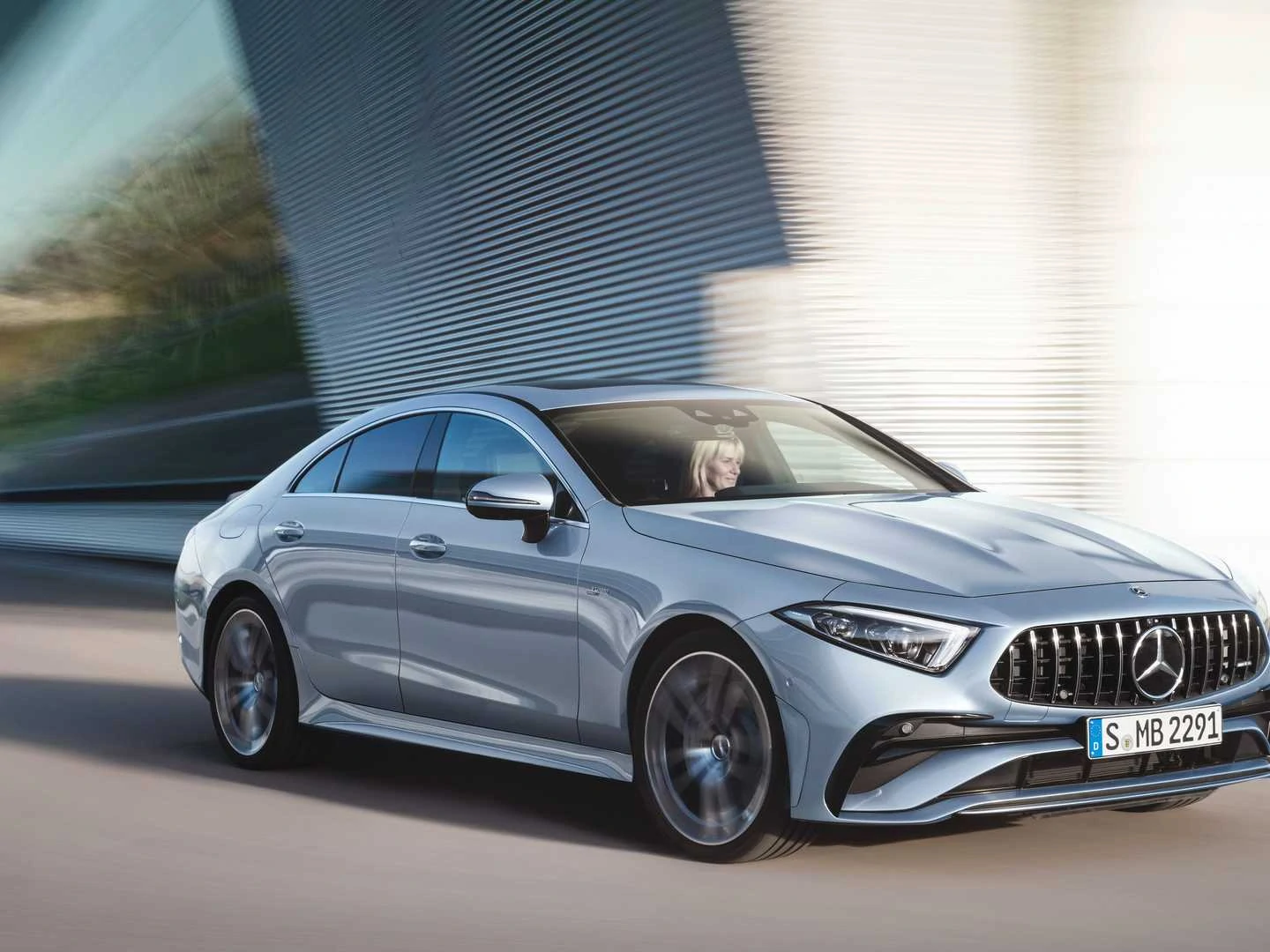 Mercedes Özel Servis